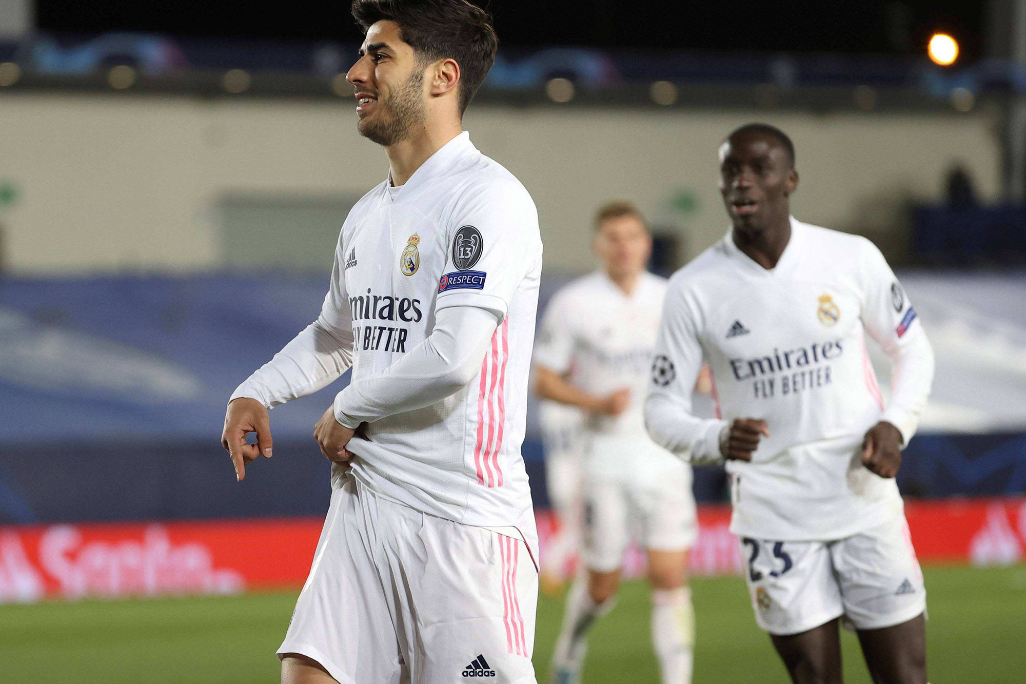 门兴格拉德巴赫内部会议纪要流出——赛后豪取连胜，欧超杯使命明确，医务组通报恢复 