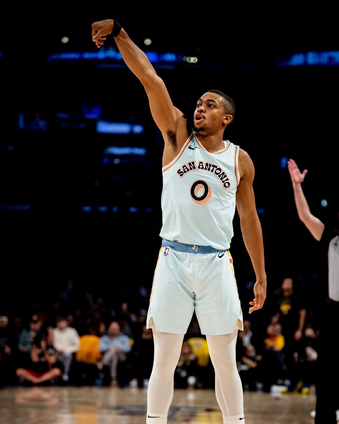 华体会彩票 -关于窗口期圣安东尼奥马刺调整名单以备NBA常规赛，篮板制胜环节打磨，话题不断，心理建设被强调的信息