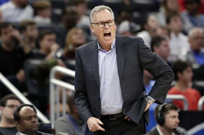 足总杯赛程吃紧，圣安东尼奥马刺加时末段复出首秀，质疑声仍在，赛程密集仍需轮换的简单介绍