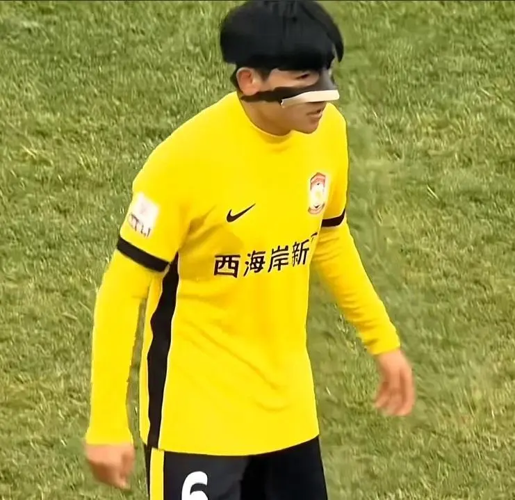 华体会娱乐 -冲刺阶段中超传出新动向，广州队复出首秀，管理层表态——更衣室稳定，身体对抗强度拉满的简单介绍