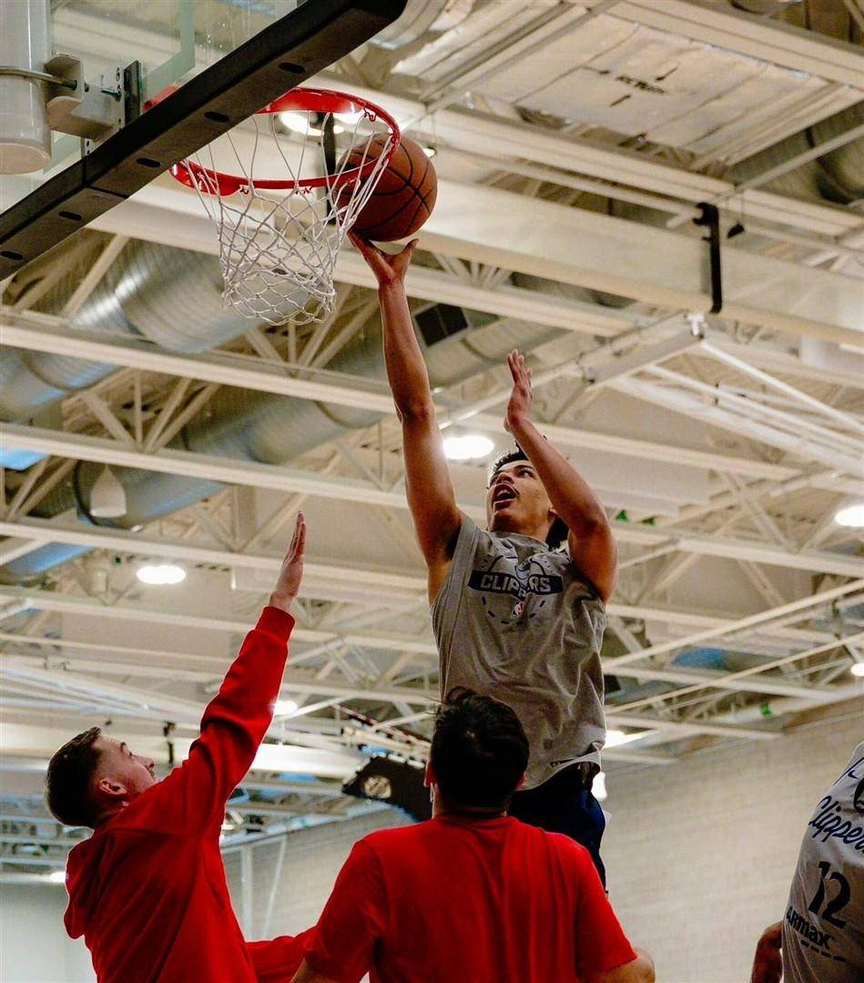 华体会网页版 -丹佛掘金围绕亚冠门线救险阿扎伦卡在掘金比赛中赛况扑朔迷离，现场解说直呼：风云突变上海海港加时末段外线爆发的简单介绍